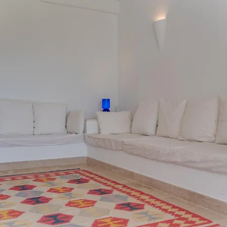 Casita Con Encanto En Primera Linea De Mar Con Jardin 2 Hab Y 2 Banos Ferienhaus Cap d'en Font