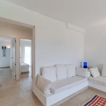 Casa de Férias Casita Con Encanto En Primera Línea De Mar Con Jardín 2 Hab Y 2 Baños Cap d'en Font