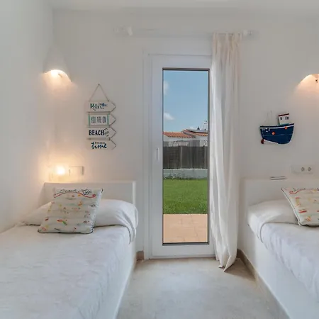 Holiday home Casita Con Encanto En Primera Linea De Mar Con Jardin 2 Hab Y 2 Banos *