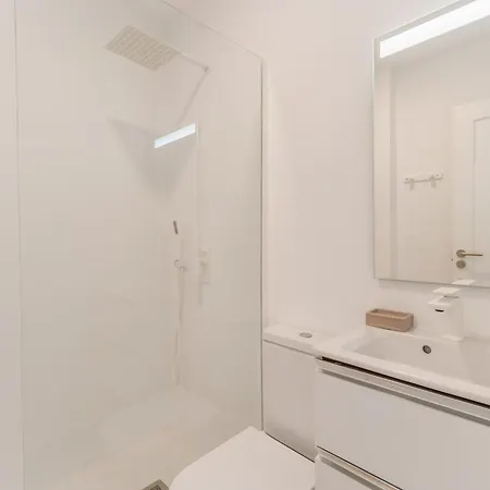 Casita Con Encanto En Primera Linea De Mar Con Jardin 2 Hab Y 2 Banos Holiday home